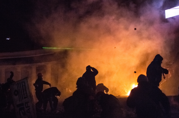 Массовые беспорядки в Киеве