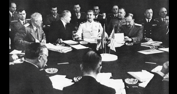 «Большая тройка» на Потсдамской конференции. 2 августа 1945 года. Фото предоставлено М. Золотаревым